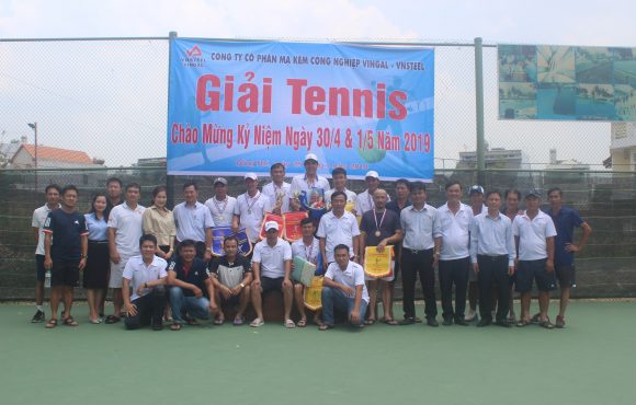 Công ty Vingal tổ chức giải tennis chào mừng kỉ niệm ngày 30/4 & 1/5 năm 2019