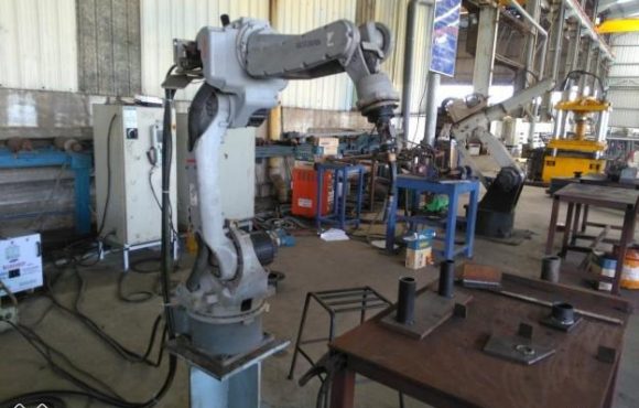 Công ty Vingal trang bị robot hàn cho xưởng cơ khí